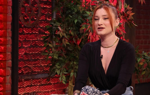 Deşarj 136.Bölüm | (26.03.2025) | Çıkardığı her şarkıyla gündemde kalan 'Güliz Ayla'