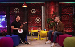 DEŞARJ 144.Bölüm | (22.10.2025) |  ÜMİT SAYIN – “DÖN BEBEĞİM” ile Geri Döndü! (30 Yıl Sonra Gökhan Türkmen’le)