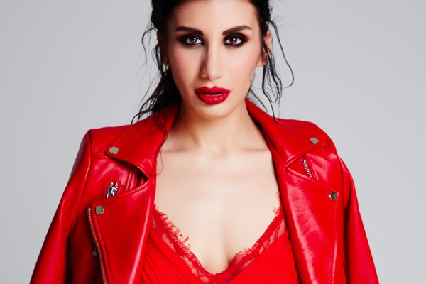 İrem Derici