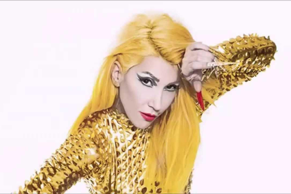 Hande Yener